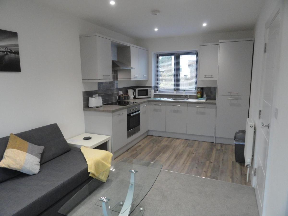2 Bedroom Apartments In Filton By Cliftonvalley Apartments Бристоль Экстерьер фото