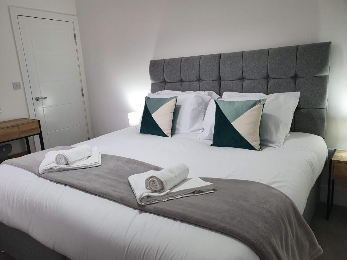 2 Bedroom Apartments In Filton By Cliftonvalley Apartments Бристоль Экстерьер фото