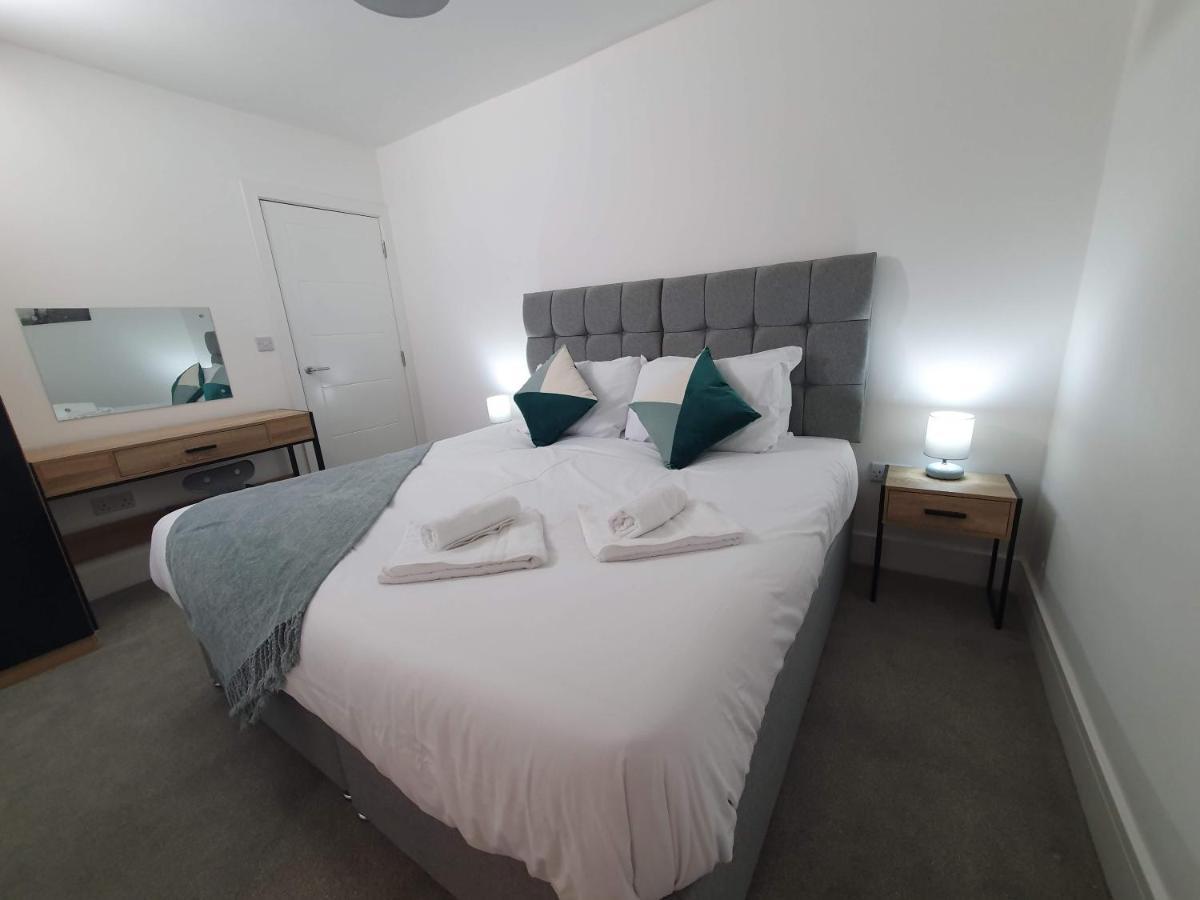 2 Bedroom Apartments In Filton By Cliftonvalley Apartments Бристоль Экстерьер фото