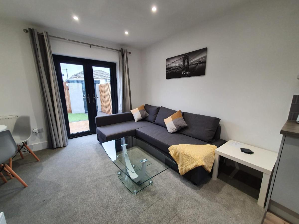 2 Bedroom Apartments In Filton By Cliftonvalley Apartments Бристоль Экстерьер фото