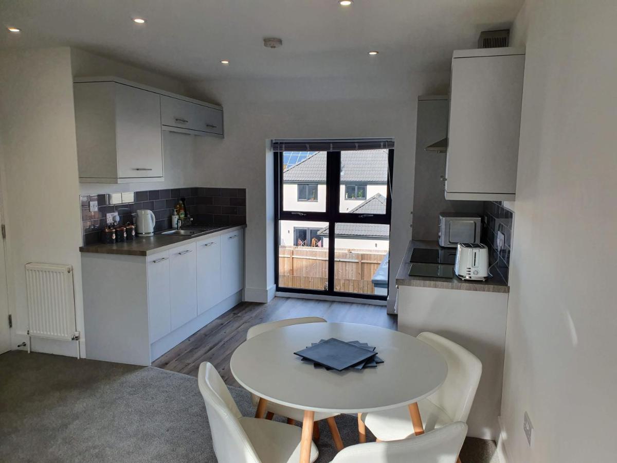 2 Bedroom Apartments In Filton By Cliftonvalley Apartments Бристоль Экстерьер фото
