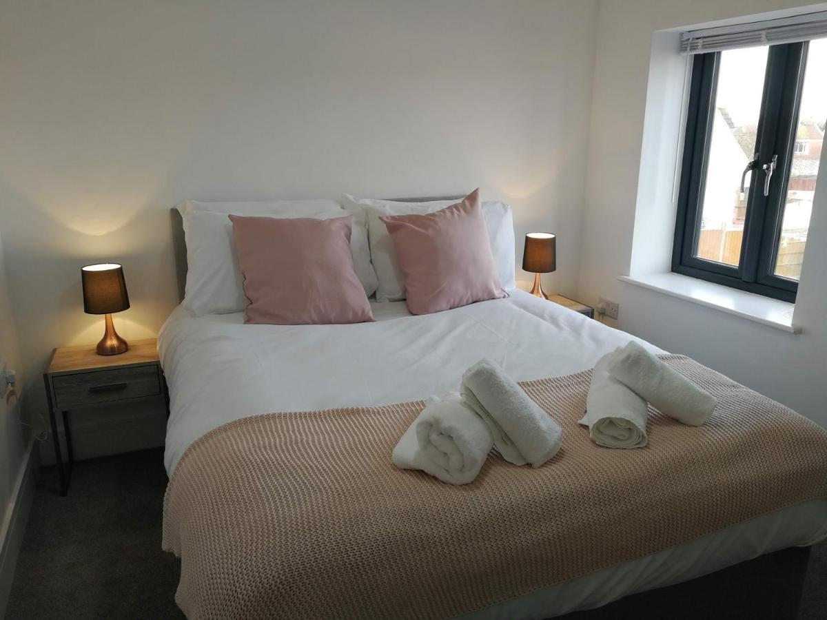 2 Bedroom Apartments In Filton By Cliftonvalley Apartments Бристоль Экстерьер фото